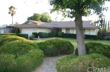 6166 Orange Knoll Ave, San Bernardino, CA 92404-3546
