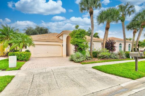 5111 Ventura Dr, Delray Beach, FL 33484-8383