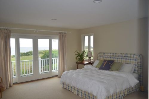 250 Ocean Rd, South Kingstown RI  02882-1346 exterior