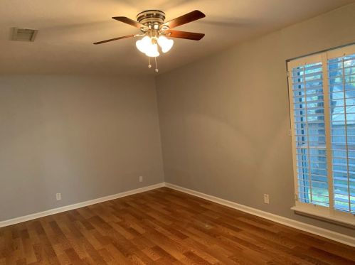 403 Norman Dr, Euless, TX 76040-4412