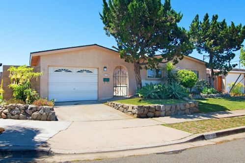5113 Wilts Pl, San Diego, CA 92117-4036