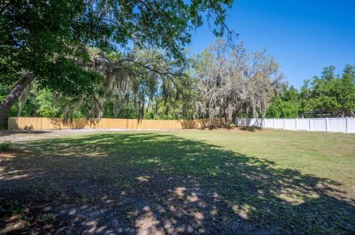 8544 Pinecone Dr, Lakeland FL  33809-1674 exterior