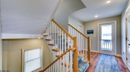 5 Fort Ave, Pelican Island NJ  08751-1512 exterior