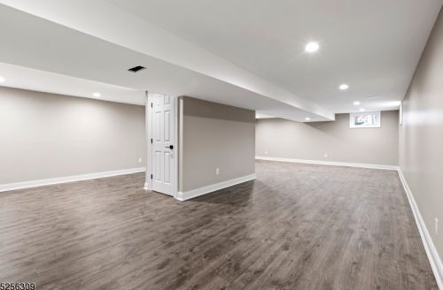 37 Tara Ln, Montville Township NJ  07045-9699 exterior