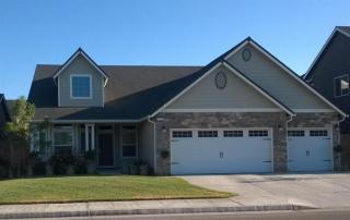 6742 Oak Ave, Fresno, CA 93722-3593