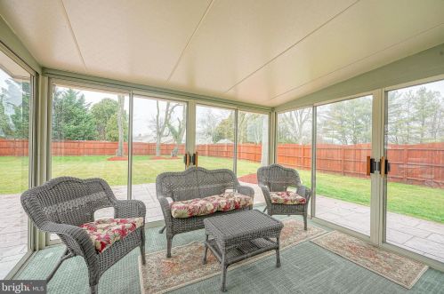 5 Stonegate Ct, Blenheim NJ  08012-5356 exterior