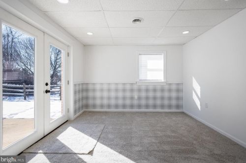 821 Blue Rdg Dr, Harrisonburg VA  22802-5012 exterior