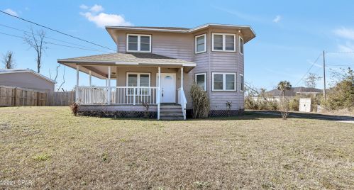 2428 Canal St, Lynn Haven, FL 32444-5312