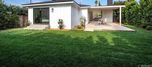 12432 La Maida St, North Hollywood CA  91607-3507 exterior