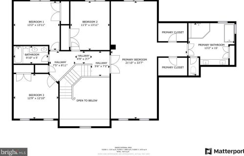 518 Fortress Cir, Leesburg VA  20175-8929 exterior