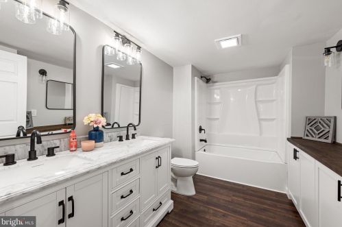 482 Rittenour Rd, Edinburg VA  22824-2928 exterior