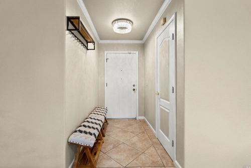118 Arroyo Ct, Vacaville CA  95687-5204 exterior