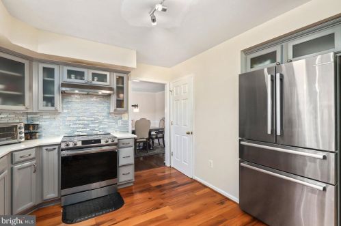 25 Cedarview Ct, Fredericksburg VA  22406-7286 exterior