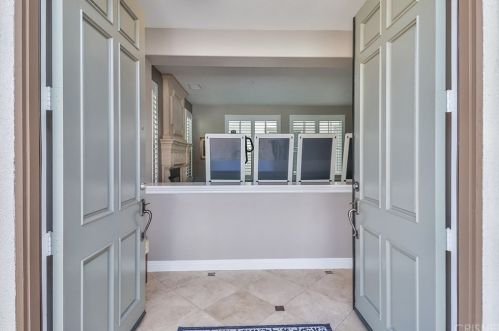 4110 Eagle Flight Dr, Simi Valley CA 93065-0225 exterior