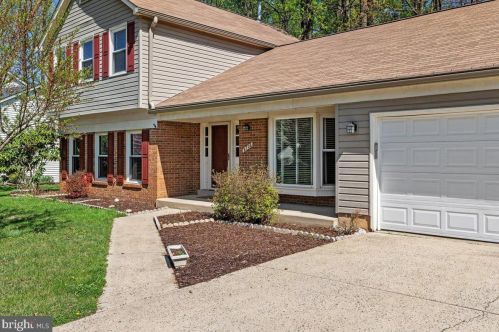 9726 Dellford Ct, Springfield, VA 22015-4167