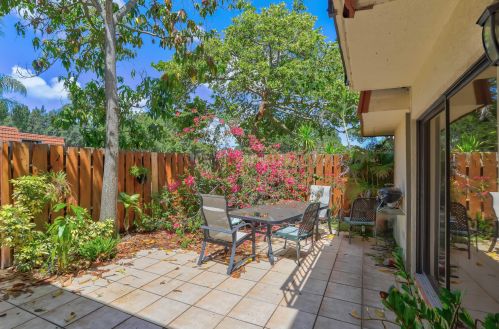3305 Spanish Wells Dr, Delray Beach, FL 33445-5411