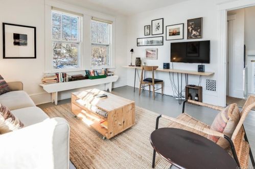 29 Gray St, Poughkeepsie NY 12603-2712 exterior