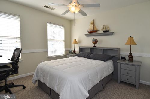 14276 Town Commons Way, Gainesville VA  20155-1497 exterior