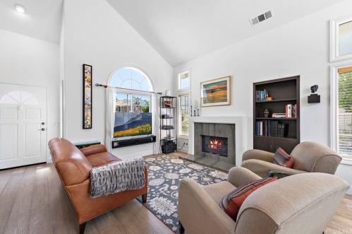 40 Las Castanetas, Trabuco Canyon, CA 92688-3207