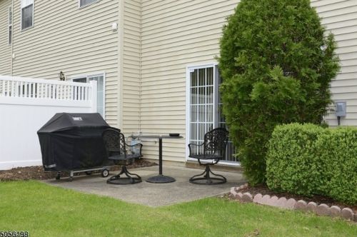 1 Cambridge Ct, Lincoln Park NJ  07035-1764 exterior