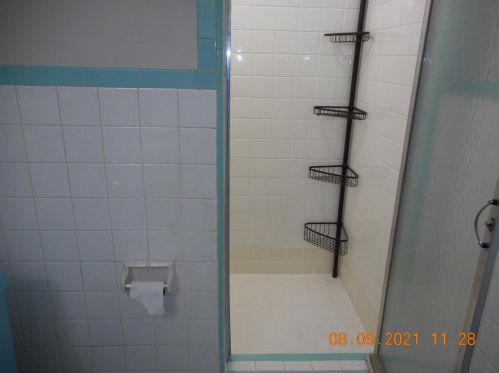 8383 Cheviot Rd, Cincinnati OH  45247-3803 exterior