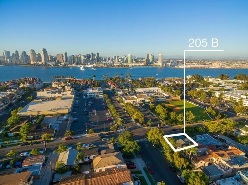 205 B Ave, San Diego, CA 92118-1954