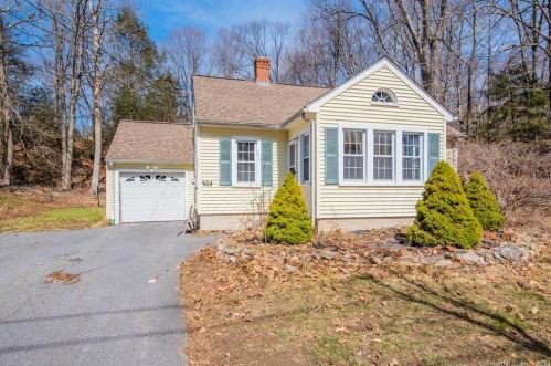 604 Main St, Plymouth, CT 06782-2210