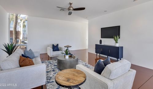 5576 12 St, Phoenix AZ 85086-4804 exterior