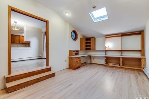 71 Ellen St, Bethpage NY  11714-2924 exterior