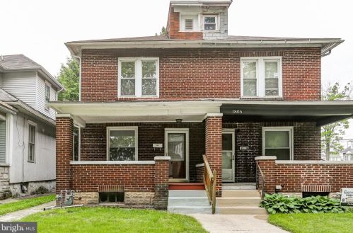 1807 Sycamore St, Harrisburg, PA 17104-2839