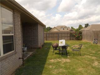 747 Westbury St, Springdale AR  72762-6267 exterior
