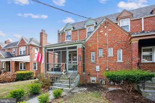 1422 Whittier St, Washington, DC 20012-2840