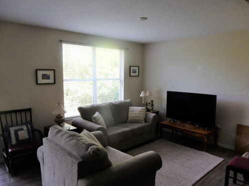 9614 Carlsdale Dr, Riverview FL  33578-3803 exterior