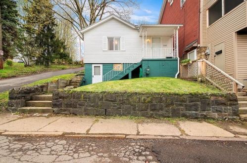 2608 Burham St, Pittsburgh, PA 15203-2604