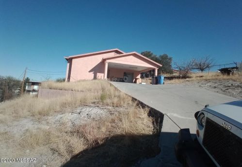 405 Alameda Pl, Nogales, AZ 85621-2905