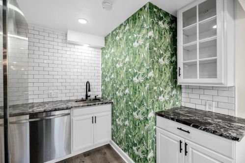107 Forest Edge Dr, Sewickley PA  15143-8928 exterior