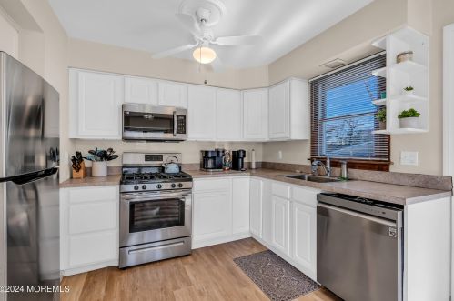 363 Kelly Ave, Bricktown NJ  08724-2230 exterior