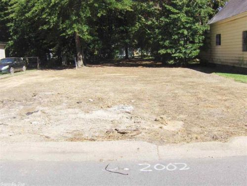 2002 Parker St, North Little Rock, AR 72114-2664