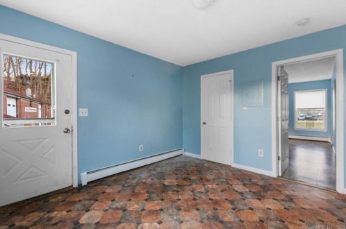 140 Chestnut St, Norwich CT  exterior