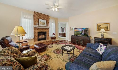 5433 Rodriquez Ln, Haymarket VA  20169-6100 exterior