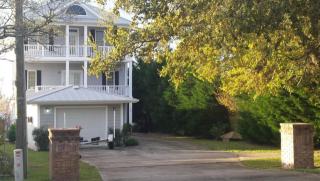 1629 Kings Landing Rd, Hampstead, NC 28443-8373