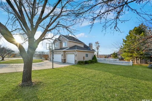 713 Corner Ridge Dr, Draper, UT 84020-9081