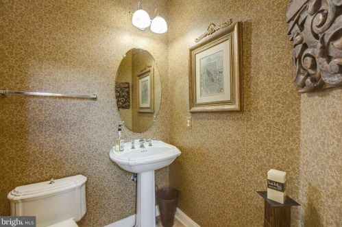 15089 Troon Ct, Haymarket VA  20169-3130 exterior