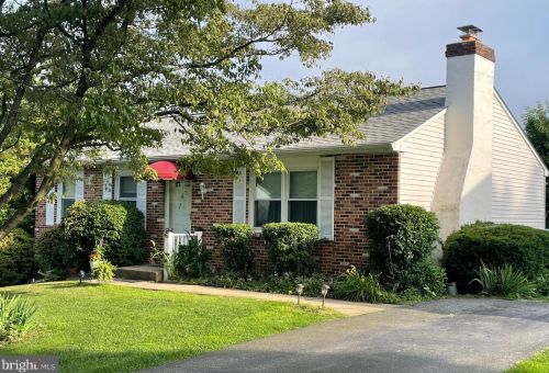 441 Prospect Ave, Downingtown, PA 19335-2857