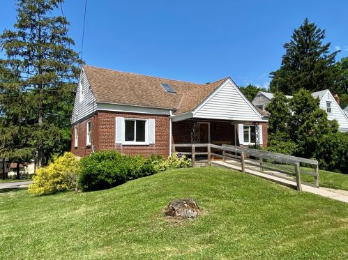 7901 Daly Rd, Cincinnati OH 45224-1168 exterior