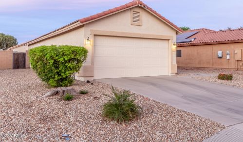 15738 Gelding Dr, Sun City, AZ 85379-6261