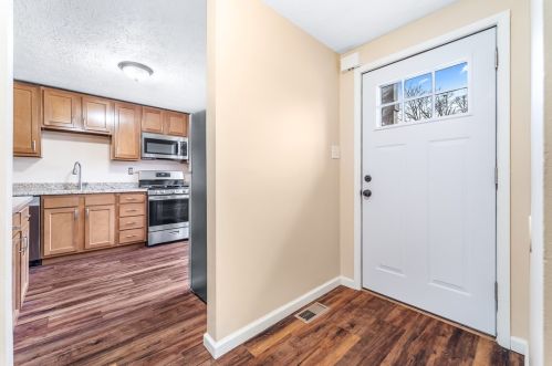 349 Ridge Point Cir, Bridgeville, PA 15017-1555