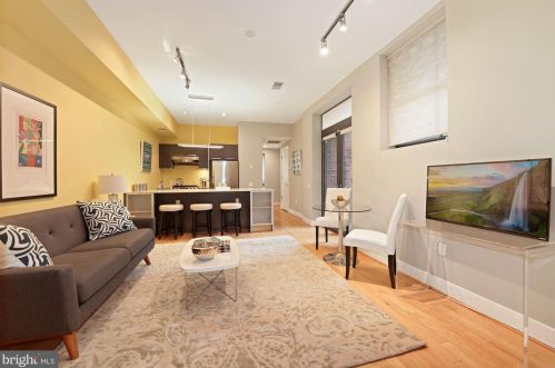 2426 Ontario Rd, Washington, DC 20009-2774