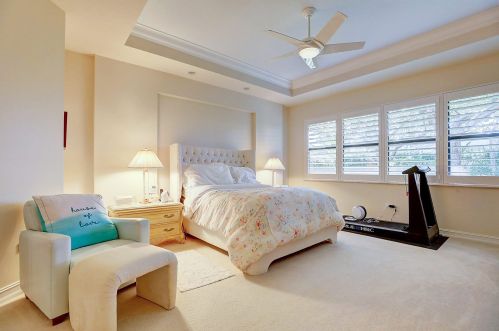 7831 Via Grande, Boynton Beach FL  33437-7518 exterior
