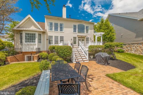 15089 Troon Ct, Haymarket VA  20169-3130 exterior